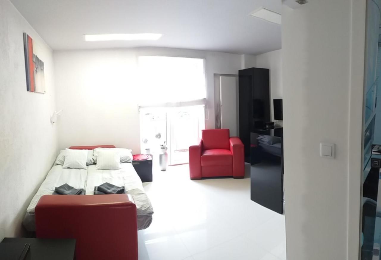 Apartamenty Centrum Rynek Mała Dwójka Kielce Buitenkant foto